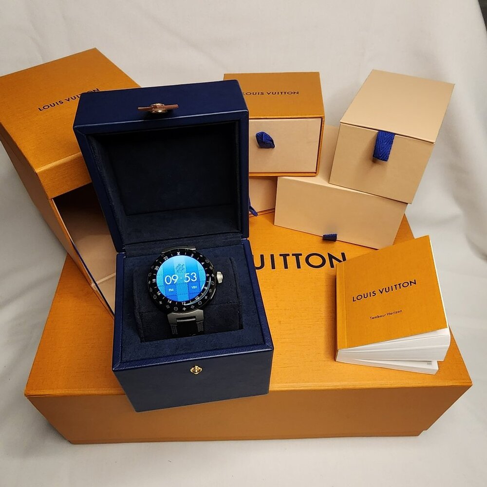 Louis Vuitton QA05 Tambour Horizon Men's Smart Watch